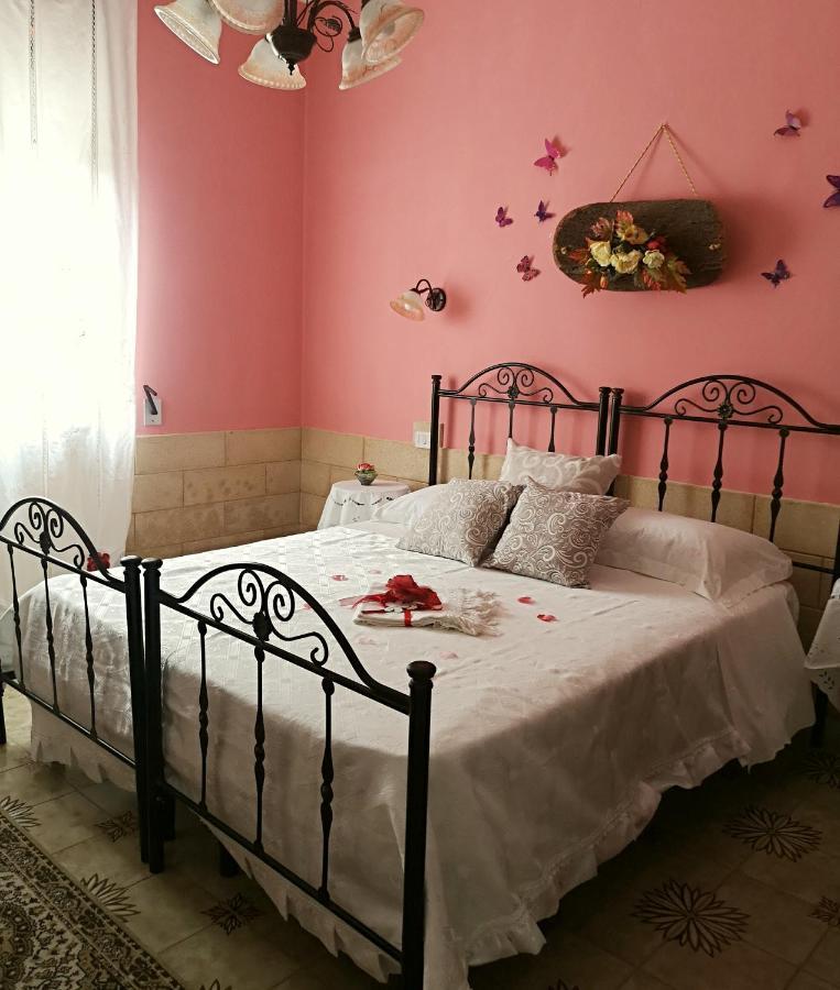 La Casina Di Vanni - Casa Vacanza Nel Cuore Del Salento Арнезано Экстерьер фото